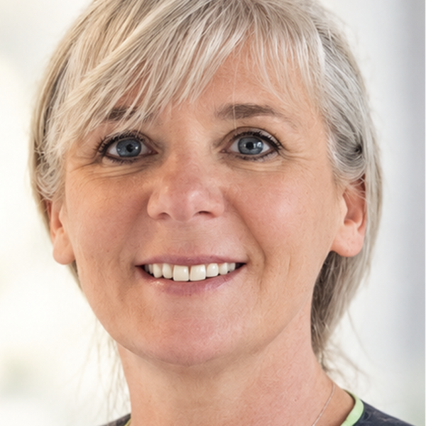 Véronique - Cabinet d'orthodontie de Bordeaux Caudéran - Vanessa Brousseaud